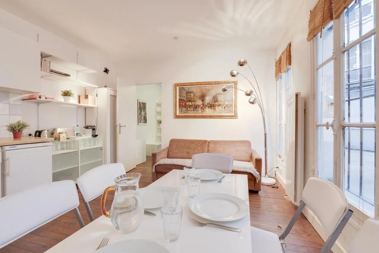 Comfortable Flat In The Middle Of * Parijs